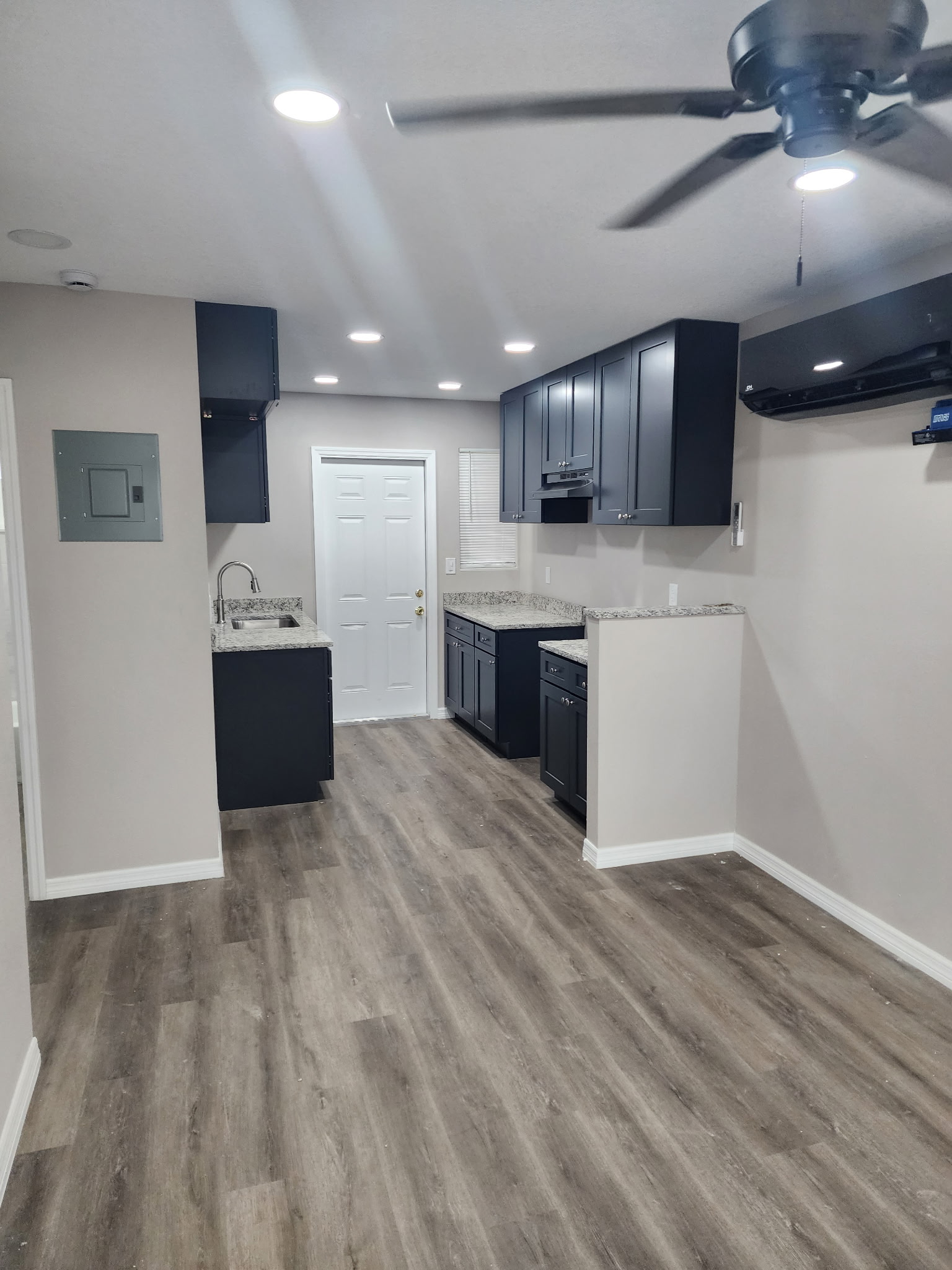 1042 Ola Drive - 1